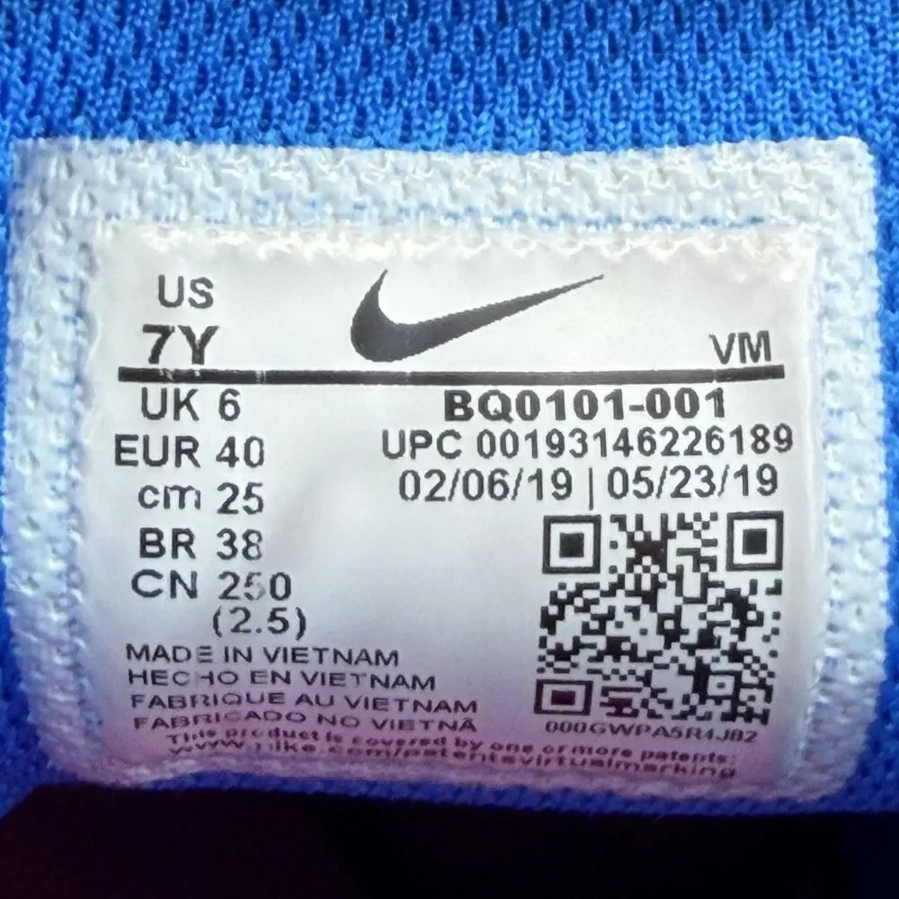 Nike Air Max 270 React Shoes Boys Size 7Y Pink Black Running Sneakers BQ0101-001